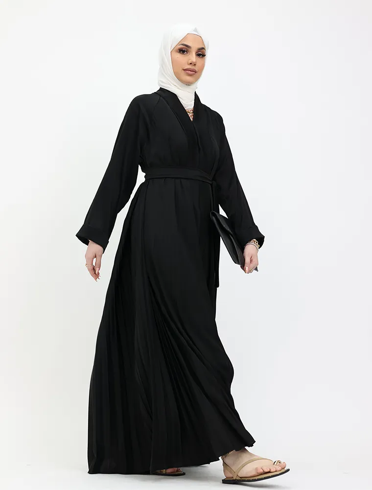 Black Pleated Silhouette Abaya